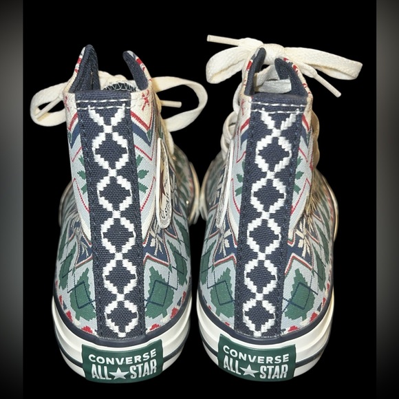 Converse Chuck Taylor 70  Holiday Sweater - Ash Stone Hightop Sneakers Junior 3 - Picture 3 of 6